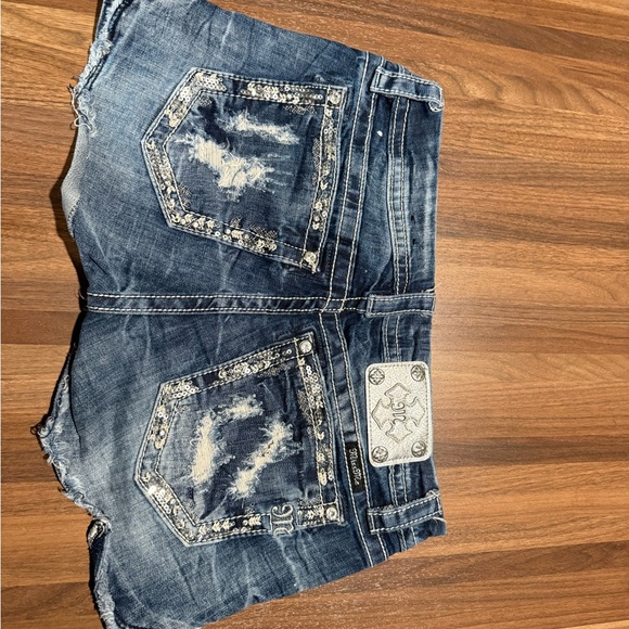 SOLD - Picture 2 of 4